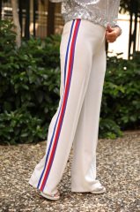 BEYAZ YAN ŞERİTLİ PANTALON